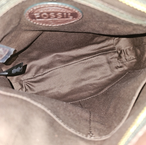 NWOT Fossil Crossbody- brown (espresso) - Picture 6 of 10